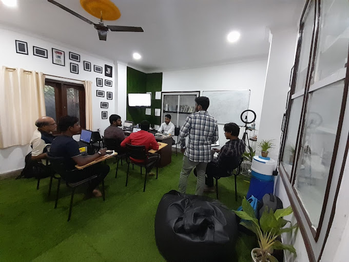 Stock Market Classes in Delhi